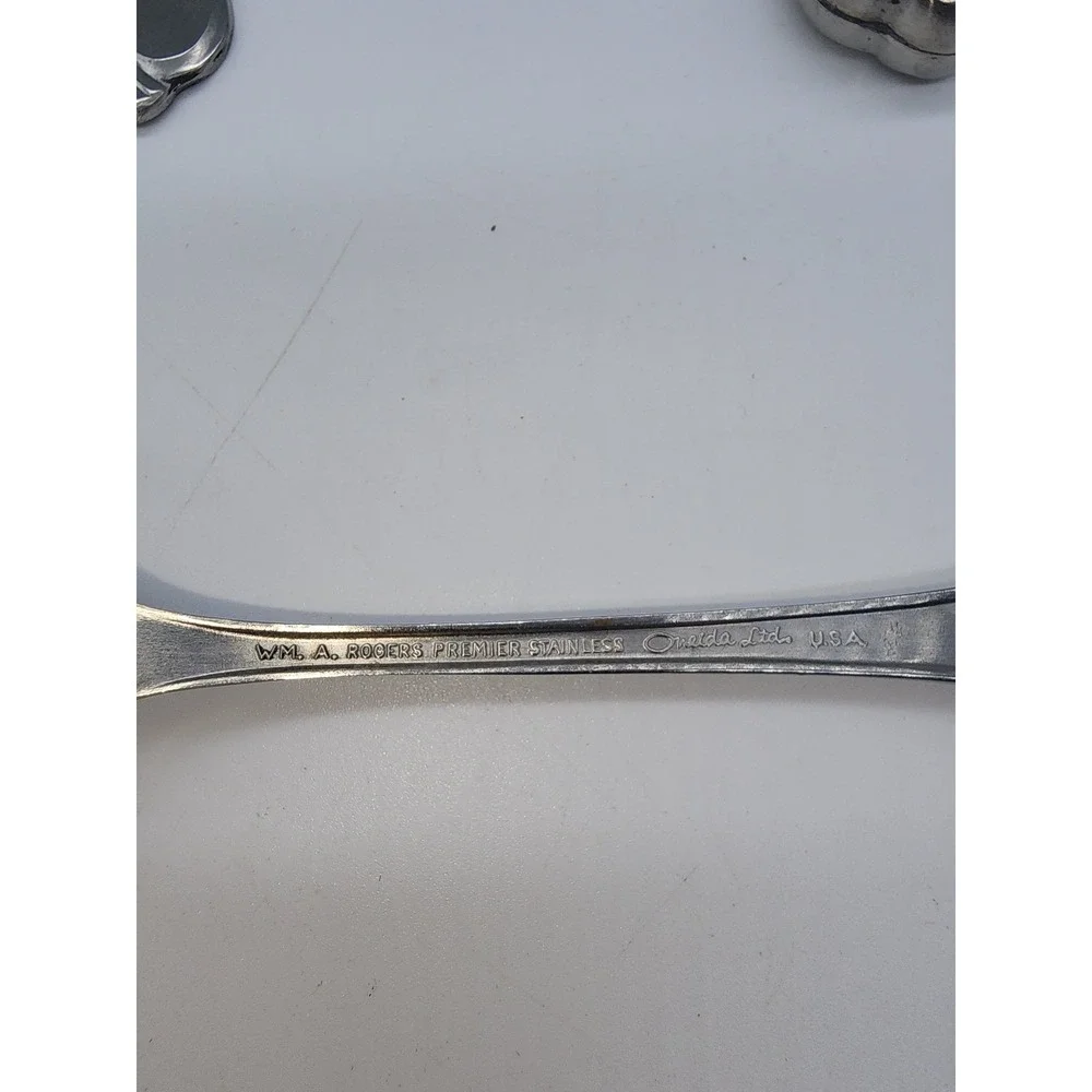 Oneida American Freedom 5 Piece Place Setting WM A Rogers Premier Stainless USA